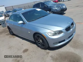 2009 BMW 3 Series 328i with VIN WBAWR33569P343552, listed as a IAAI auction lot 42603821 with 101,278 mi miles and . Bid and sale history available at DreamBid. Image 1.