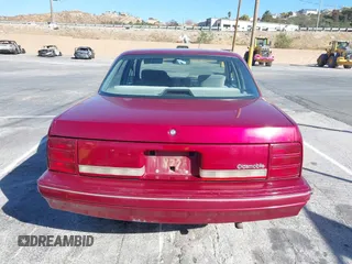 1996 Oldsmobile Cutlass Ciera 1SA VX5 z VIN 1G3AJ55M5T6410109, wystawiony jako IAAI lot #41335804 z przebiegiem 119 240 mil mil oraz . Historia ofert i sprzedaży dostępna na DreamBid. Obrazek 16.