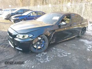 2014 BMW M5 z VIN WBSFV9C54ED097333, wystawiony jako IAAI lot #41441774 z przebiegiem 90 152 mil mil oraz . Historia ofert i sprzedaży dostępna na DreamBid. Obrazek 2.