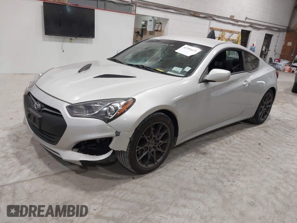 2013 Hyundai Genesis Coupe 2.0T with VIN KMHHT6KD0DU102941, listed as a IAAI auction lot 42280472 with 178,432 mi miles and . Bid and sale history available at DreamBid. Image 2.