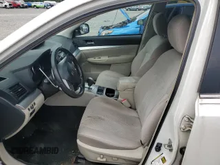 2013 Subaru Outback Premium with VIN 4S4BRBCC3D3286118, listed as a Copart auction lot 63518105 with 162,986 mi miles and Clean title. Bid and sale history available at DreamBid. Image 7.