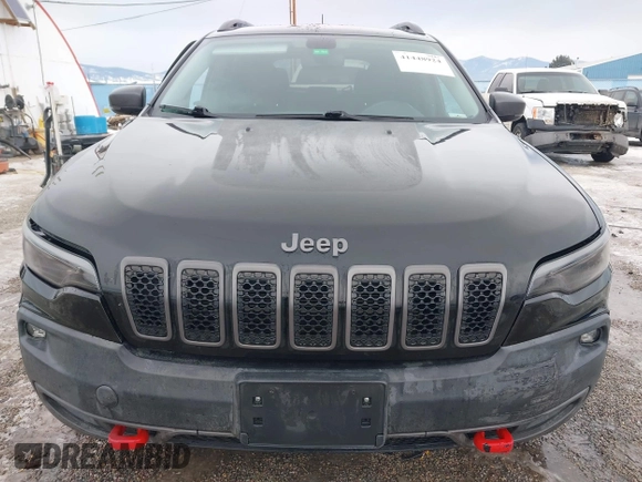 2019 Jeep Cherokee Trailhawk Elite with VIN 1C4PJMBX6KD313675, listed as a IAAI auction lot 41448924 with 51,639 mi miles. Bid and sale history available at carsss.com. Image 12.