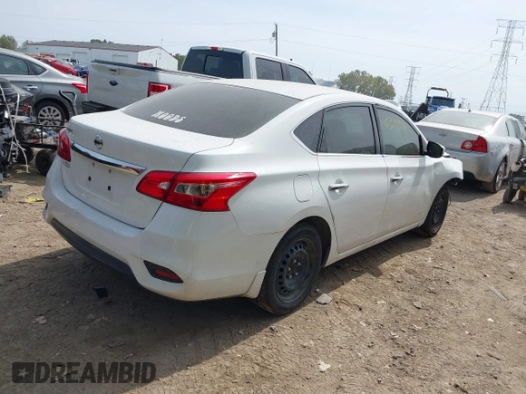 2017 Nissan Sentra S with VIN 3N1AB7AP5HY289268, listed as a IAAI auction lot 40318804 with 137,565 mi miles. Bid and sale history available at carsss.com. Image 4.