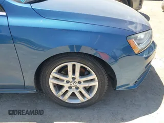 2017 Volkswagen Jetta S with VIN 3VW2B7AJ0HM203298, listed as a IAAI auction lot 42785184 with 114,149 mi miles and . Bid and sale history available at DreamBid. Image 17.