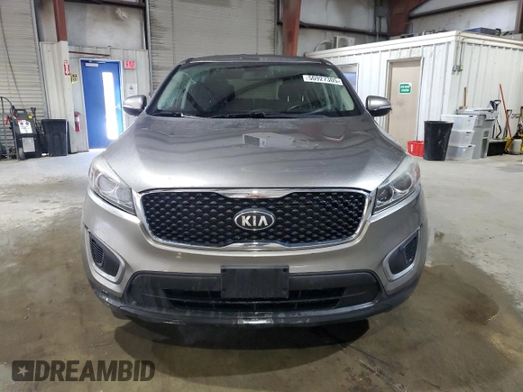 2016 Kia Sorento LX with VIN 5XYPG4A36GG186464, listed as a Copart auction lot 50927305 with 268,846 mi miles and Salvage Title. Bid and sale history available at carsss.com. Image 5.