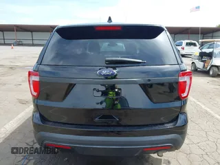 2016 Ford Police Interceptor Utility z VIN 1FM5K8AR8GGB36191, wystawiony jako IAAI lot #42046563 z przebiegiem 102 912 mil mil oraz . Historia ofert i sprzedaży dostępna na DreamBid. Obrazek 16.