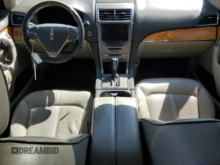 2013 Lincoln MKX z VIN 2LMDJ6JK2DBL03061, wystawiony jako Copart lot #49596545 z przebiegiem 183 933 mil mil oraz Szkoda całkowita • Salvage title. Historia ofert i sprzedaży dostępna na DreamBid. Obrazek 8.