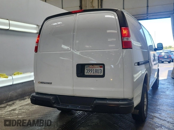 2022 Chevrolet Express Cargo with VIN 1GCWGAFP2N1261356, listed as a IAAI auction lot 42670346 with 63,269 mi miles and . Bid and sale history available at DreamBid. Image 46.