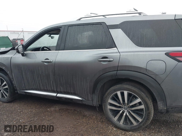2023 Nissan Pathfinder Platinum с VIN 5N1DR3DJ4PC223917, выставлен на аукционе IAAI как лот 41435859 с пробегом 40 019 миль миль и . История ставок и продаж доступна на DreamBid. Изображение 14.