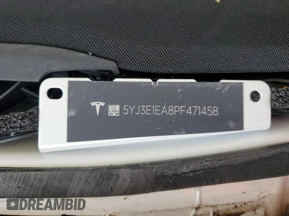 2023 Tesla Model 3 z VIN 5YJ3E1EA8PF471458, wystawiony jako Copart lot #60953035 z przebiegiem 26 773 mil mil oraz Szkoda całkowita • Salvage title. Historia ofert i sprzedaży dostępna na DreamBid. Obrazek 12.