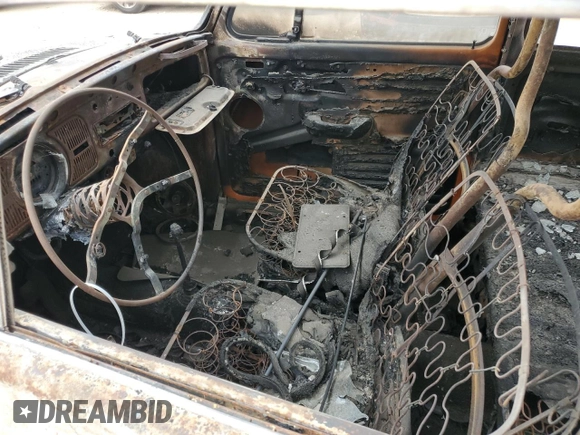 1972 Volkswagen Beetle with VIN 1122796503, listed as a Copart auction lot 47166415 with Not Provided miles and Clean Title. Bid and sale history available at DreamBid. Image 7.