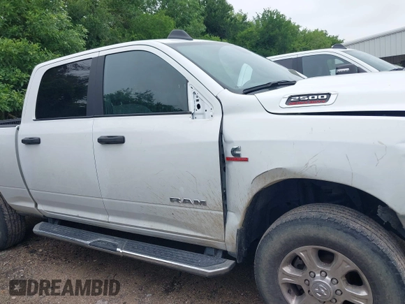2024 Ram 2500 Big Horn with VIN 3C6UR5DL9RG283488, listed as a IAAI auction lot 42161804 with 35,172 mi miles. Bid and sale history available at carsss.com. Image 13.