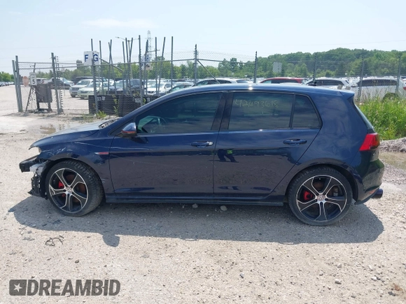 2015 Volkswagen GTI S с VIN 3VW5T7AU6FM074971, выставлен на аукционе IAAI как лот 42493618 с пробегом 102 720 миль миль и . История ставок и продаж доступна на DreamBid. Изображение 14.