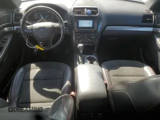 2018 Ford Explorer XLT с VIN 1FM5K8D81JGA62185, выставлен на аукционе Copart как лот 62509555 с пробегом 77 262 миль миль и Списание • Salvage title. История ставок и продаж доступна на DreamBid. Изображение 8.