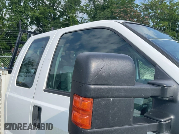 2015 Ford F-350 with VIN 1FT7X3B66FEB62398, listed as a IAAI auction lot 42674461 with 201,802 mi miles and . Bid and sale history available at DreamBid. Image 7.