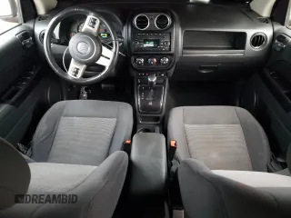 2011 Jeep Compass Latitude with VIN 1J4NT1FB9BD171458, listed as a Copart auction lot 85221314 with 116,813 mi miles and Salvage Title. Bid and sale history available at carsss.com. Image 8.