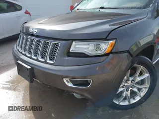 2015 Jeep Grand Cherokee Summit with VIN 1C4RJFJT1FC726330, listed as a IAAI auction lot 41781127 with 138,425 mi miles. Bid and sale history available at carsss.com. Image 17.