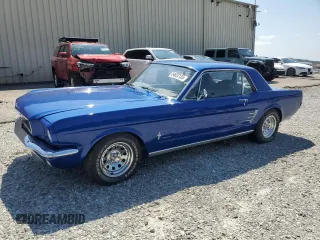 1966 Ford Mustang z VIN 6T07T251952, wystawiony jako Copart lot #54637135 z przebiegiem 94 937 mil mil oraz Tytuł czysty. Historia ofert i sprzedaży dostępna na DreamBid. Obrazek 1.