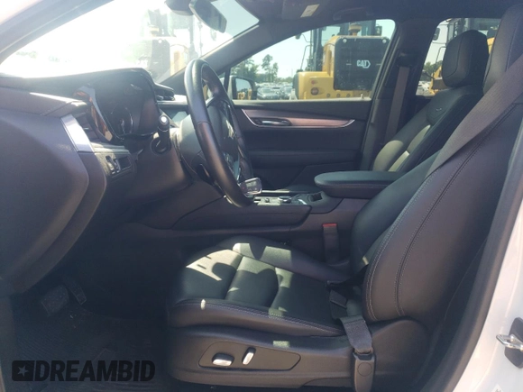 2021 Cadillac XT5 FWD Luxury with VIN 1GYKNAR45MZ112407, listed as a Copart auction lot 61907295 with 54,350 mi miles and Clean title. Bid and sale history available at DreamBid. Image 7.