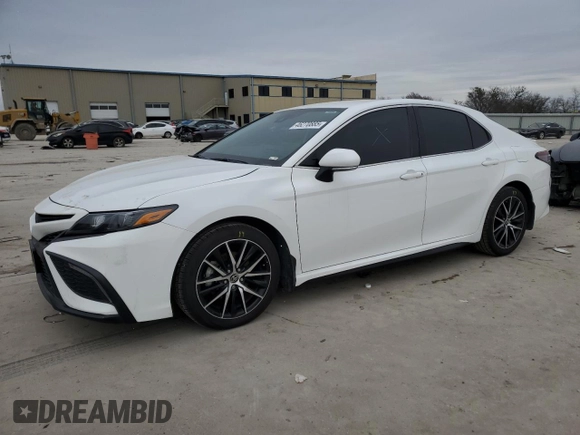2023 Toyota Camry SE with VIN 4T1G11AK4PU763204, listed as a Copart auction lot 46270885 with 42,414 mi miles and Salvage Title. Bid and sale history available at carsss.com. Image 1.