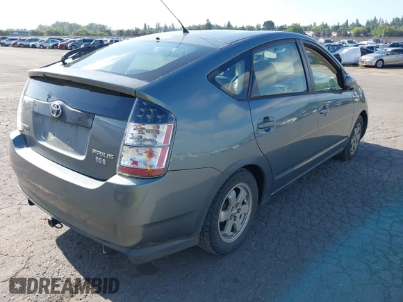 2004 Toyota Prius z VIN JTDKB20U940012400, wystawiony jako IAAI lot #42355509 z przebiegiem 177 550 mil mil oraz . Historia ofert i sprzedaży dostępna na DreamBid. Obrazek 4.