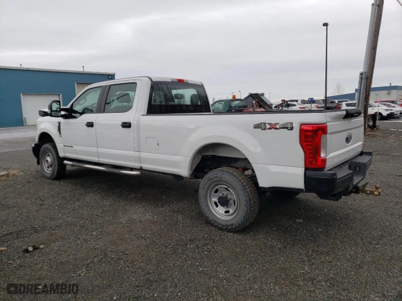 2018 Ford Super Duty F-350 SRW XL with VIN 1FT8W3BT5JEC93523, listed as a Copart auction lot 48065365 with NaN miles and Clean Title. Bid and sale history available at carsss.com. Image 2.
