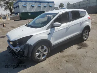2014 Ford Escape SE z VIN 1FMCU9G96EUA15429, wystawiony jako Copart lot #55532195 z przebiegiem 138 017 mil mil oraz Szkoda całkowita • Salvage title. Historia ofert i sprzedaży dostępna na DreamBid. Obrazek 1.