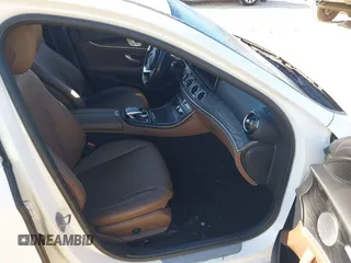 2018 Mercedes-Benz E-Class E 300 with VIN WDDZF4JB4JA309016, listed as a IAAI auction lot 41847991 with 119,529 mi miles. Bid and sale history available at carsss.com. Image 5.