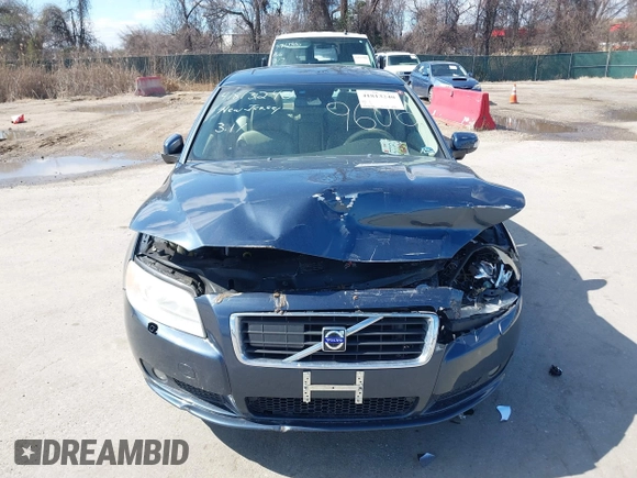 2009 Volvo S80 I6 Turbo с VIN YV1AH992291099606, выставлен на аукционе IAAI как лот 41813240 с пробегом 128 480 миль миль и . История ставок и продаж доступна на DreamBid. Изображение 12.