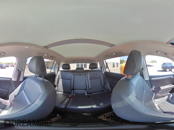 2024 Volkswagen Tiguan SE z VIN 3VVMB7AXXRM073047, wystawiony jako Copart lot #58958515 z przebiegiem 23 180 mil mil oraz Szkoda całkowita • Salvage title. Historia ofert i sprzedaży dostępna na DreamBid. Obrazek 15.