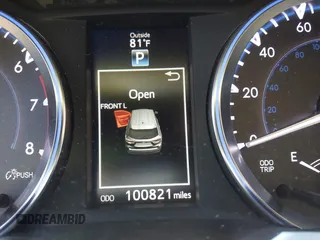2015 Toyota Highlander XLE z VIN 5TDJKRFH3FS200862, wystawiony jako IAAI lot #42435728 z przebiegiem 100 821 mil mil oraz . Historia ofert i sprzedaży dostępna na DreamBid. Obrazek 15.