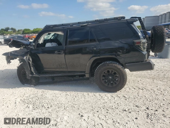 2020 Toyota 4Runner SR5 with VIN JTEBU5JRXL5813453, listed as a Copart auction lot 57989315 with Not provided miles and Non repairable. Bid and sale history available at DreamBid. Image 2.