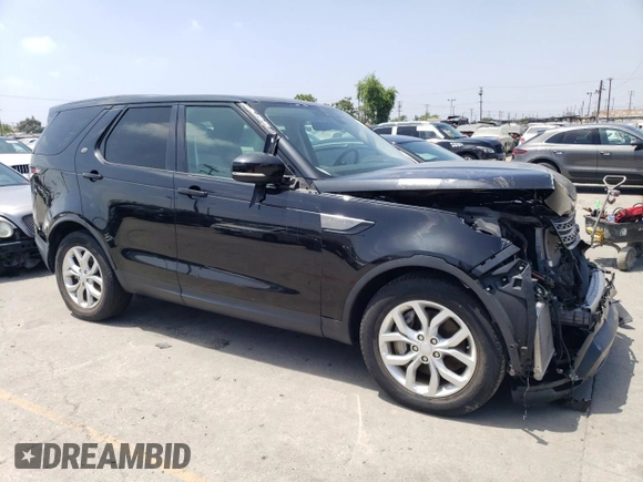 2019 Land Rover Discovery SE with VIN SALRG2RV0K2401898, listed as a Copart auction lot 69344504 with 31,548 mi miles and Salvage Title. Bid and sale history available at carsss.com. Image 4.