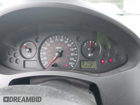 2007 Ford Focus S with VIN 1FAHP31N27W252727, listed as a IAAI auction lot 42194199 with 25,581 mi miles and . Bid and sale history available at carsss.com. Image 7.