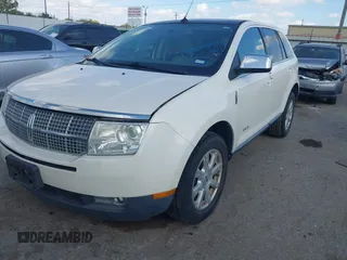 2008 Lincoln MKX with VIN 2LMDU68C38BJ12714, listed as a IAAI auction lot 40894971 with 65,582 mi miles. Bid and sale history available at carsss.com. Image 17.
