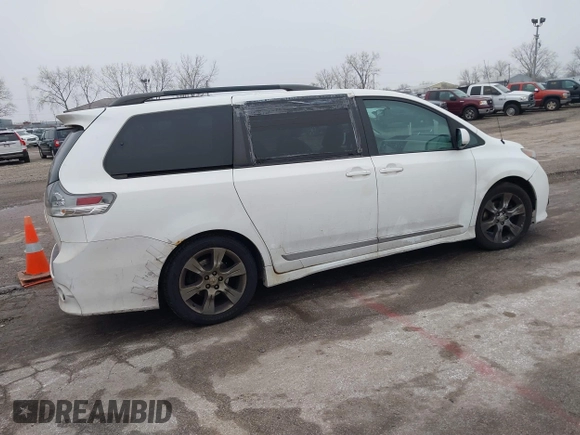 2011 Toyota Sienna SE with VIN 5TDXK3DC0BS122811, listed as a IAAI auction lot 41491159 with 337,201 mi miles and . Bid and sale history available at DreamBid. Image 4.