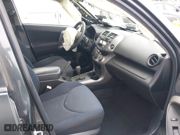 2006 Toyota RAV4 Sport with VIN JTMBK32V266009852, listed as a IAAI auction lot 41664566 with 176,515 mi miles. Bid and sale history available at carsss.com. Image 5.