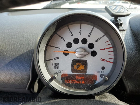 2012 MINI Countryman S z VIN WMWZC3C55CWM27115, wystawiony jako Copart lot #57756595 z przebiegiem 163 272 mil mil oraz Tytuł czysty. Historia ofert i sprzedaży dostępna na DreamBid. Obrazek 9.