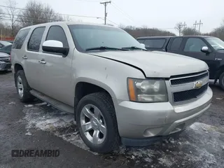2009 Chevrolet Tahoe Special Service Vehicle with VIN 1GNFK03079R261304, listed as a IAAI auction lot 41555607 with 182,880 mi miles. Bid and sale history available at carsss.com. Image 17.