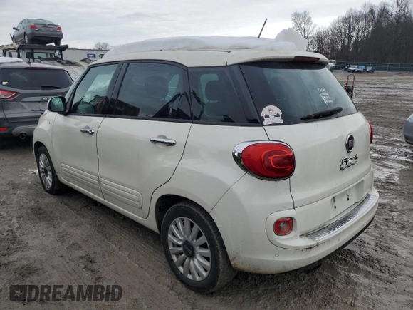 2014 FIAT 500L Easy with VIN ZFBCFABH9EZ017566, listed as a Copart auction lot 39658774 with 105,903 mi miles and Clean Title. Bid and sale history available at carsss.com. Image 2.
