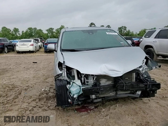 2019 Toyota Sienna XLE Auto Access Seat with VIN 5TDYZ3DCXKS967942, listed as a Copart auction lot 54076775 with 37,245 mi miles and Salvage Title. Bid and sale history available at carsss.com. Image 14.