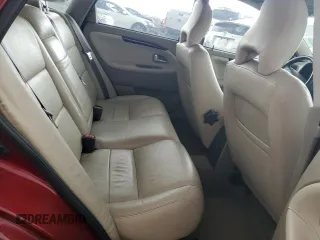 2004 Volvo V40 z VIN YV1VW27584F099598, wystawiony jako Copart lot #67156814 z przebiegiem 99 046 mil mil oraz Tytuł czysty. Historia ofert i sprzedaży dostępna na DreamBid. Obrazek 10.
