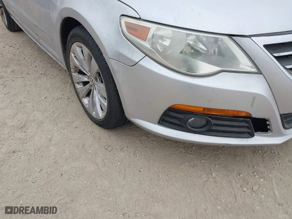 2010 Volkswagen CC Sport with VIN WVWML7AN1AE519333, listed as a IAAI auction lot 41552570 with 149,084 mi miles. Bid and sale history available at carsss.com. Image 6.
