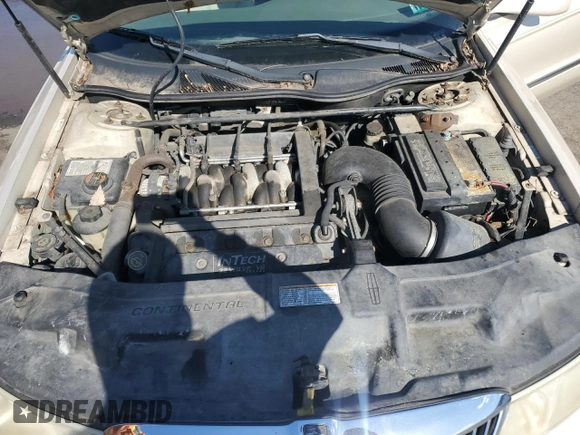 1999 Lincoln Continental with VIN 1LNHM97V1XY610090, listed as a Copart auction lot 50447685 with 105,375 mi miles and Clean title. Bid and sale history available at DreamBid. Image 11.