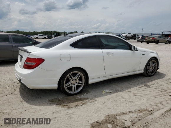 2013 Mercedes-Benz C 250 с VIN WDDGJ4HB9DG062718, выставлен на аукционе Copart как лот 57446365 с пробегом 133 762 миль миль и Списание • Salvage title. История ставок и продаж доступна на DreamBid. Изображение 3.