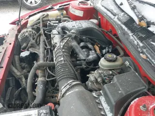 1999 Chevrolet Cavalier z VIN 1G1JC1240X7160505, wystawiony jako IAAI lot #41231481 z przebiegiem 151 999 mil mil oraz . Historia ofert i sprzedaży dostępna na DreamBid. Obrazek 19.