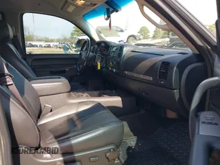 2013 Chevrolet Silverado 1500 LT with VIN 3GCPCSE04DG133517, listed as a IAAI auction lot 41580539 with 126,310 mi miles and . Bid and sale history available at DreamBid. Image 5.