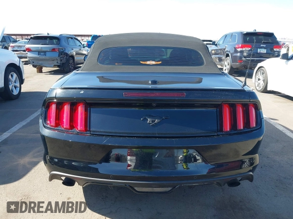 2017 Ford Mustang EcoBoost Premium z VIN 1FATP8UH9H5266676, wystawiony jako IAAI lot #42498829 z przebiegiem 24 255 mil mil oraz . Historia ofert i sprzedaży dostępna na DreamBid. Obrazek 17.