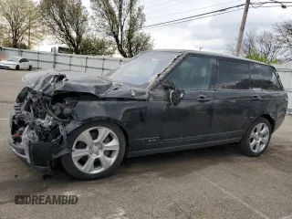 2018 Land Rover Range Rover z VIN SALGS5RE2JA394125, wystawiony jako Copart lot #47939985 z przebiegiem 63 168 mil mil oraz Szkoda całkowita • Salvage title. Historia ofert i sprzedaży dostępna na DreamBid. Obrazek 1.