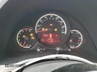 2013 Volkswagen Beetle with VIN 3VW7S7AT9DM816943, listed as a Copart auction lot 88466695 with 77,265 mi miles and Salvage Title. Bid and sale history available at DreamBid. Image 9.